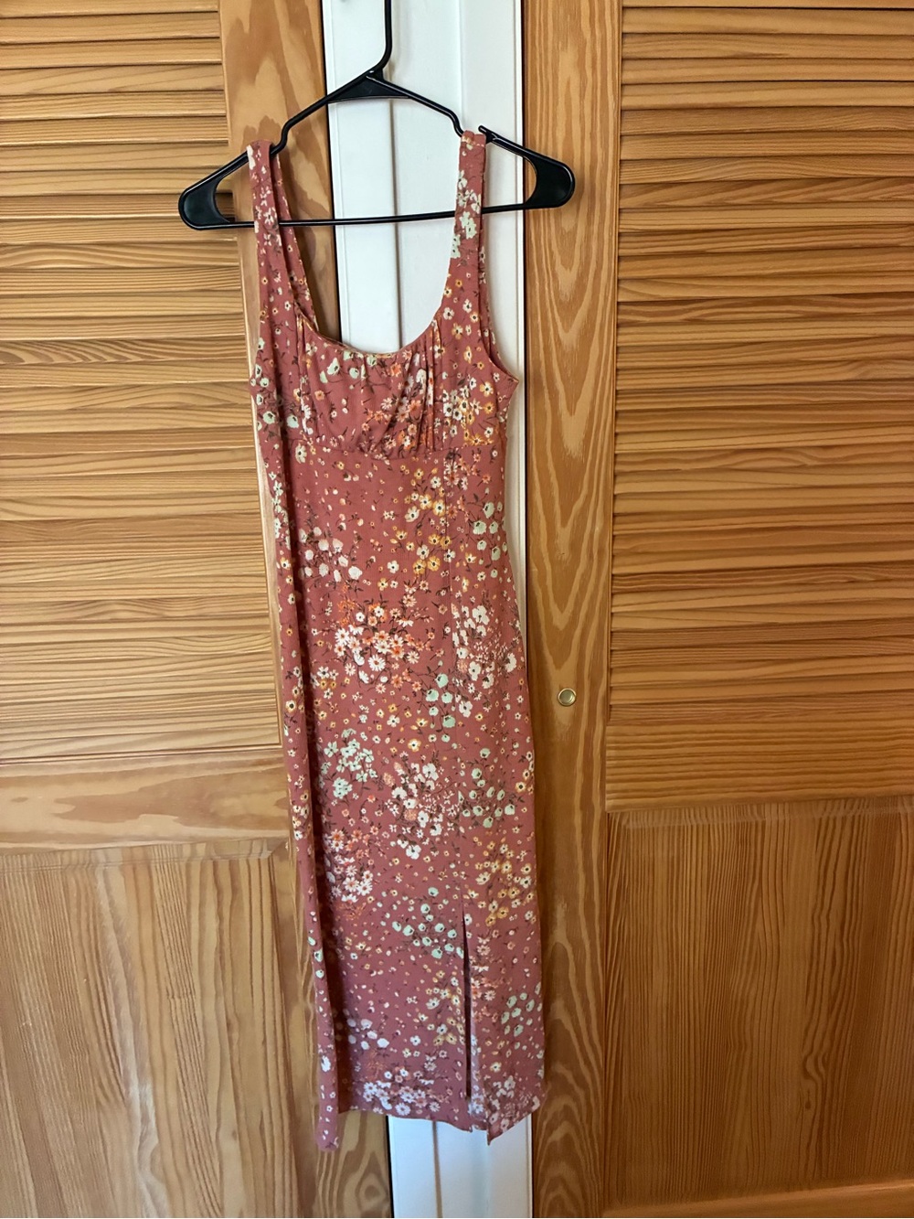 Floral Rust Midi Dress - Sleeveless Scoop Neck live to be spoiled size medium